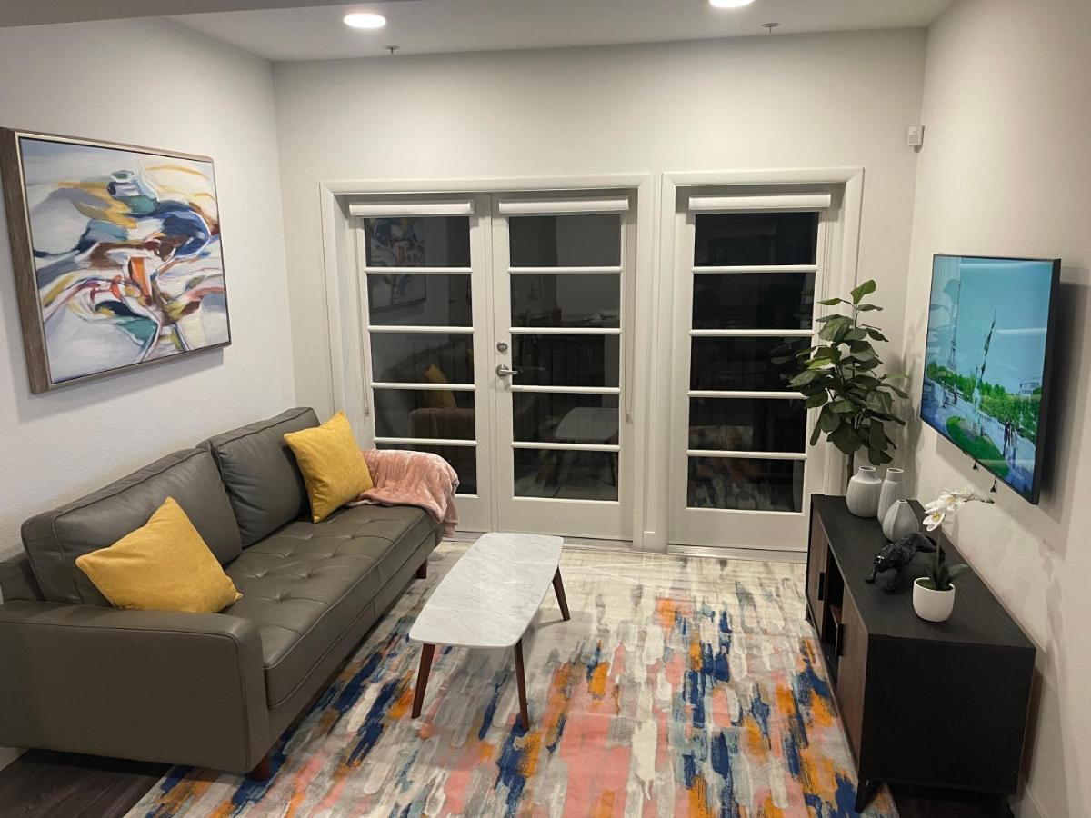 Lovely 2/2 Apartment In Heart Of Santa Monica With Free Parking Лос Анджелис Екстериор снимка