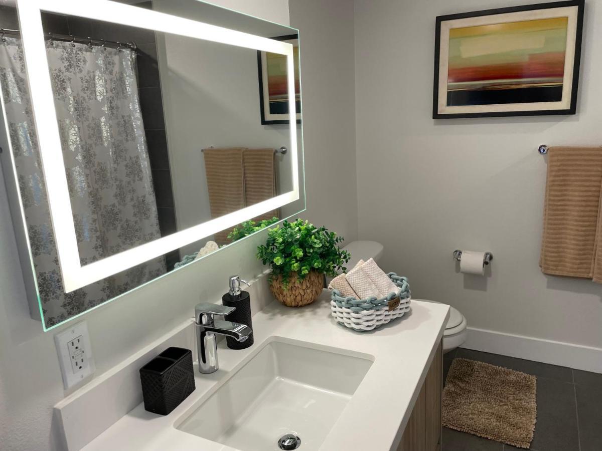 Lovely 2/2 Apartment In Heart Of Santa Monica With Free Parking Лос Анджелис Екстериор снимка