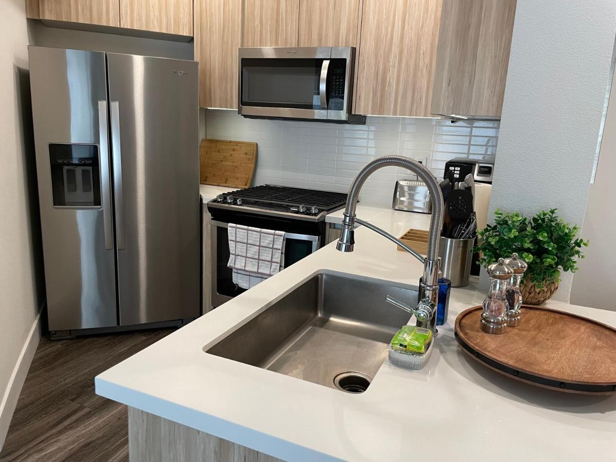 Lovely 2/2 Apartment In Heart Of Santa Monica With Free Parking Лос Анджелис Екстериор снимка